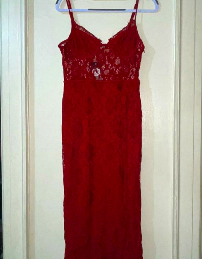 Lace dress
